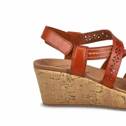 Beverlee Delicate Glow Women