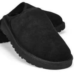 Classic Slip-On Men