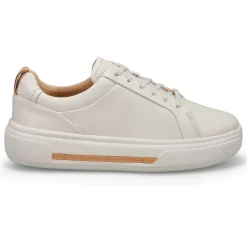 Hollyhock Walk Women