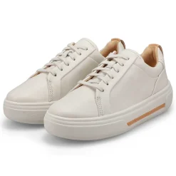 Hollyhock Walk Women