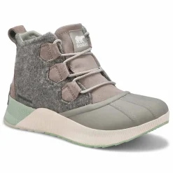 Out 'N About III Classic Women