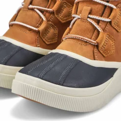 Out 'N About IV Classic Women